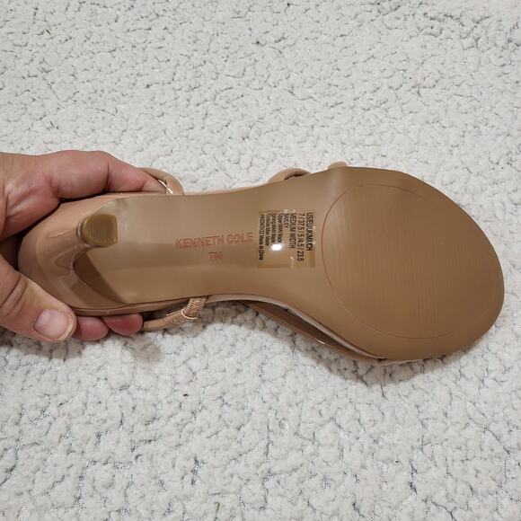 NEW Kenneth Cole Women's Women's Baxley Wedge Sandal Cognac size 7 - Picture 4 of 6